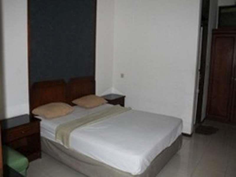 Edelweis Hotel Bandung Esterno foto